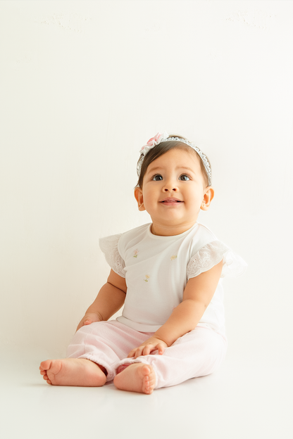 Set Blusa bordada con pantalón